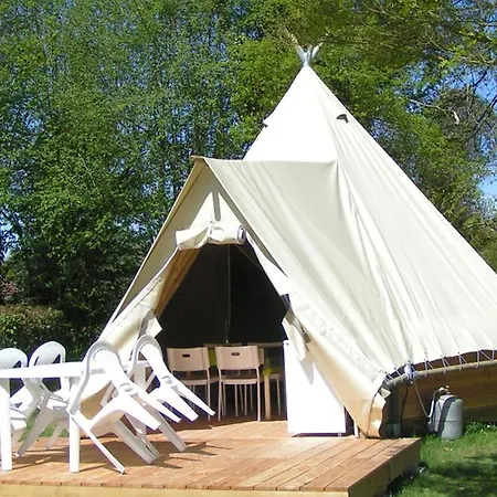 Camping Au Lac D'hautibus Camping *
